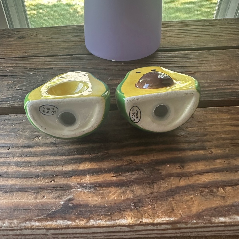 Avocado Salt and Pepper Shaker Set - Picture 5 of 5